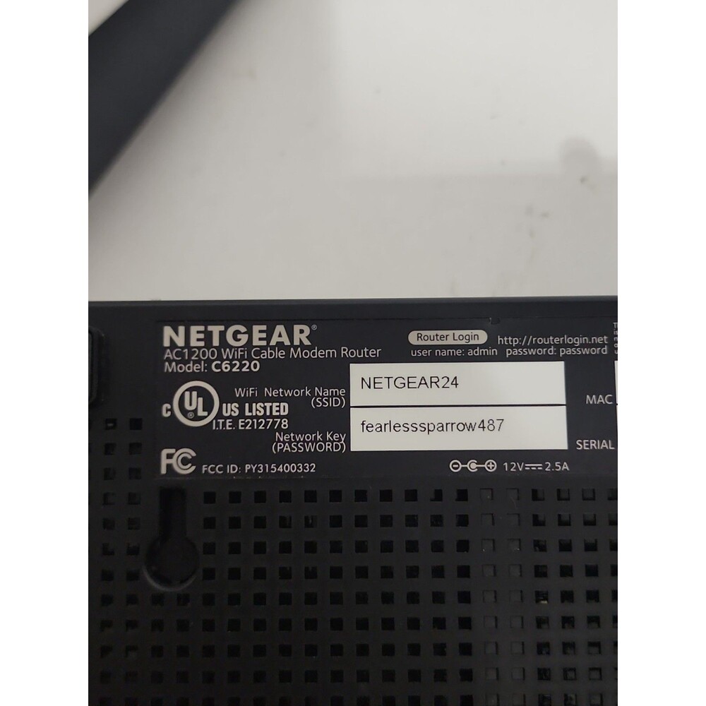 NETGEAR Ac1200 Dual Band WiFi Router Model C6220 Modern Wifi Router - Picture 3 of 6